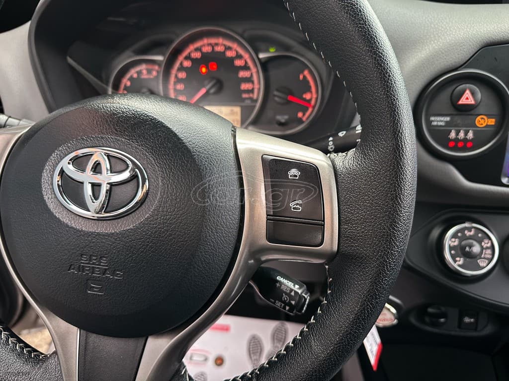 Toyota Yaris 2014 Ελληνικό, Οθόνη Carplay, Βιβλίο service thumbnail 22