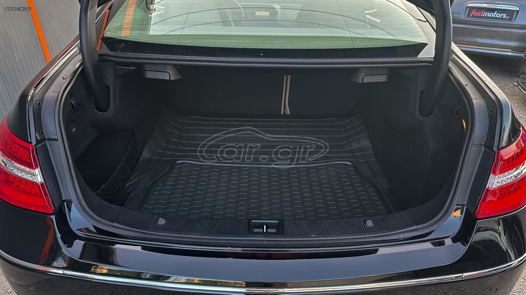 Mercedes-Benz E 350 2009 Coupe, CGI, BlueEfficiency, V6, Ελληνικό, Βιβλίο service thumbnail 35