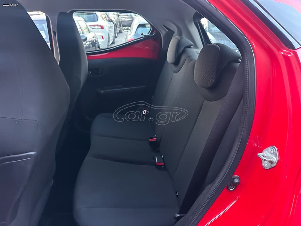 Toyota Aygo 2019 Ελληνικό,1ο Χέρι,Οθόνη Carplay,Βιβλίο service,2 Ετη Εγγύηση thumbnail 16