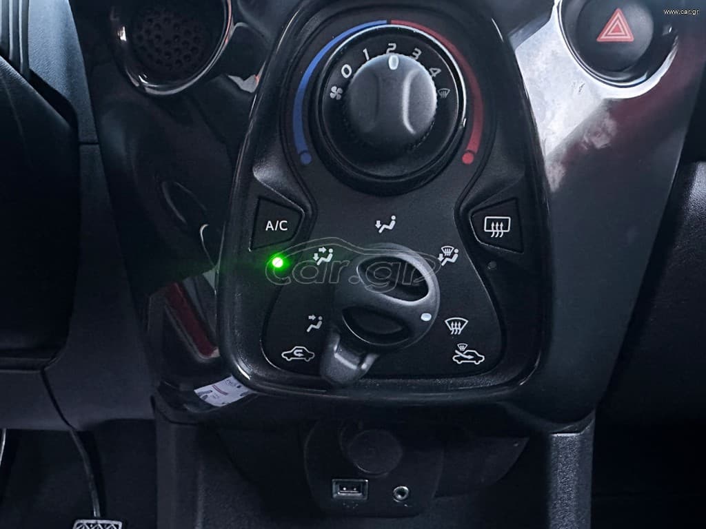 Toyota Aygo 2019 Ελληνικό,1ο Χέρι,Οθόνη Carplay,Βιβλίο service,2 Ετη Εγγύηση thumbnail 20