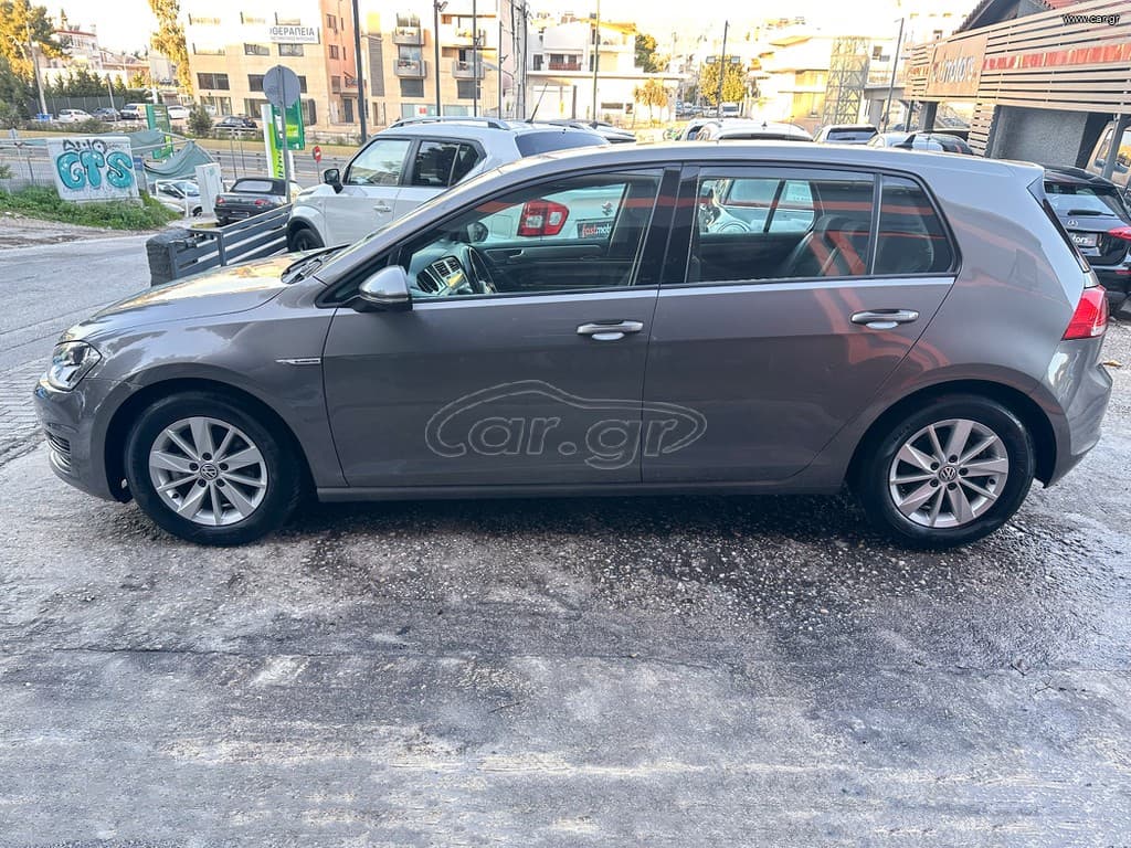 Volkswagen Golf 2017 Ελληνικό, 1ο Χέρι, Οθόνη Carplay, Βιβλίο,2 Ετη εγγύηση thumbnail 4