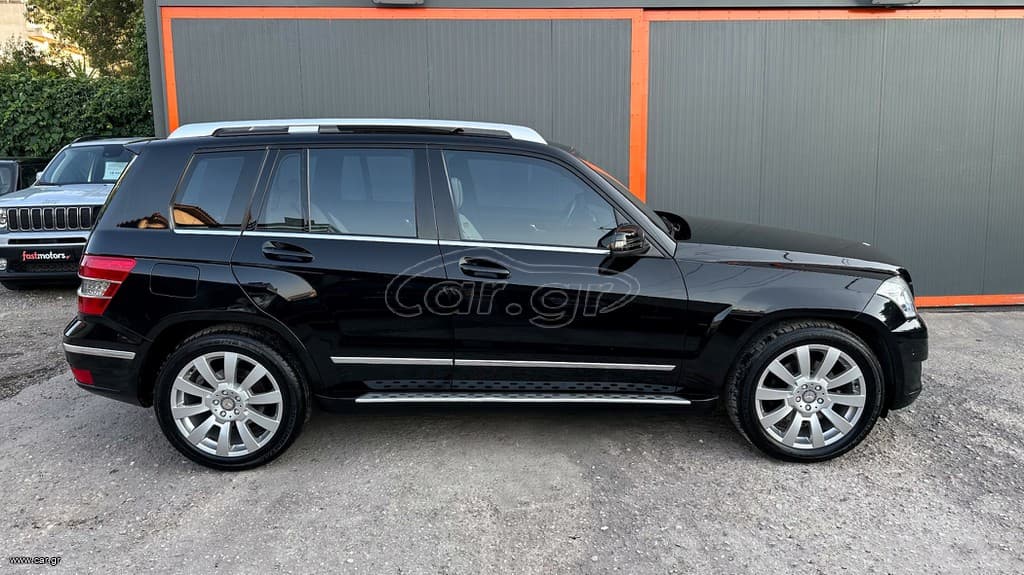 Mercedes-Benz GLK 300 2009 Ελληνικό, 1ο Χέρι, 4MATIC, Panorama, Δέρμα,Οθόνη, Βιβλίο thumbnail 9