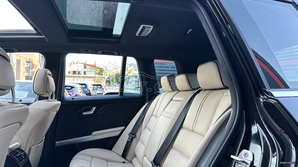Mercedes-Benz GLK 300 2009 Ελληνικό, 1ο Χέρι, 4MATIC, Panorama, Δέρμα,Οθόνη, Βιβλίο thumbnail 16