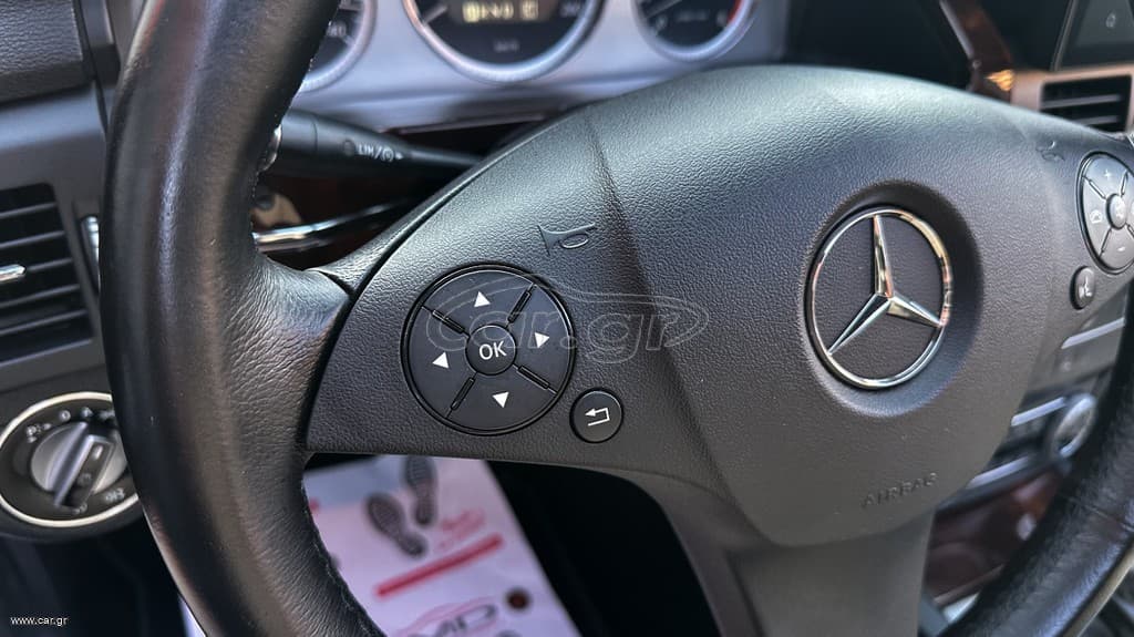 Mercedes-Benz GLK 300 2009 Ελληνικό, 1ο Χέρι, 4MATIC, Panorama, Δέρμα,Οθόνη, Βιβλίο thumbnail 23