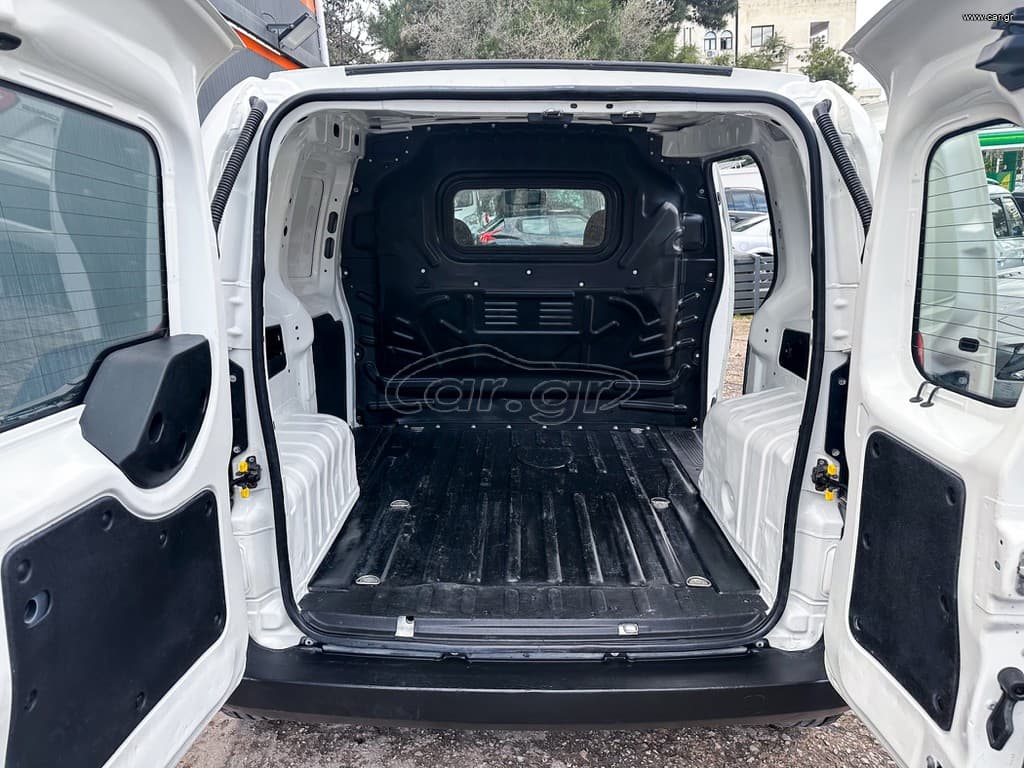 Fiat Fiorino 2020 Fiorino, SX,Pack Tecnico,95HP, Ελληνικό,Οθόνη Carplay,Βιβλίο thumbnail 15
