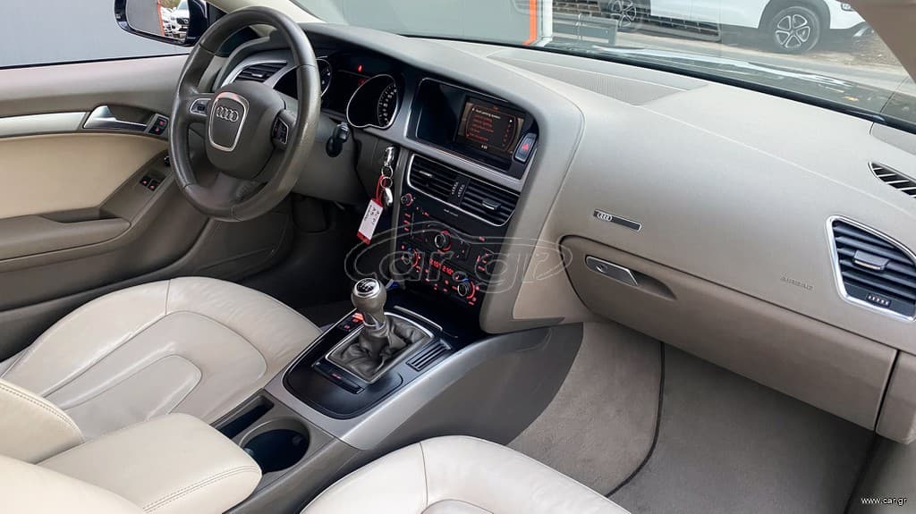 Audi A5 2008 Ελληνικής αντιπροσωπείας, 1ο Χέρι, Βιβλίο service thumbnail 14