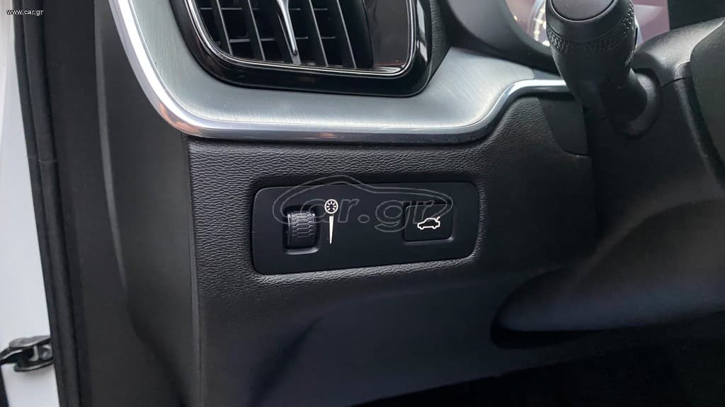 Volvo XC 60 2018 Ελληνικό, D4 AWD, Momentum, 1ο Χέρι, Βιβλίο,2 Ετη Εγγύηση thumbnail 24