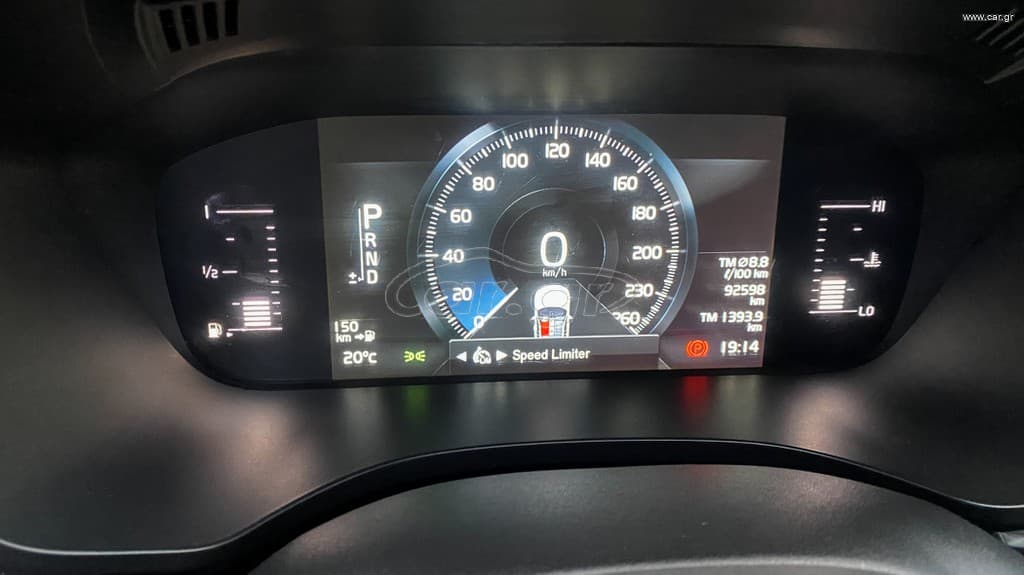 Volvo XC 60 2018 Ελληνικό, D4 AWD, Momentum, 1ο Χέρι, Βιβλίο,2 Ετη Εγγύηση thumbnail 28