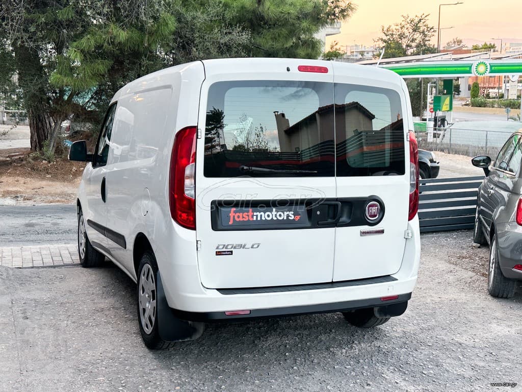 Fiat Doblo 2018 Doblo,1οΧέρι,Pack Tecnico,Οθόνη Carplay,Βιβλίο,2 Ετη Εγγύηση thumbnail 5