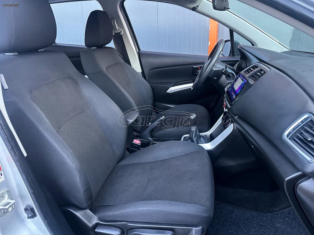 Suzuki SX4 S-Cross 2019 Ελληνικό, 1ο Χέρι, Οθονη CarPlay, Βιβλίο, 2ΕτηΕγγύηση thumbnail 14