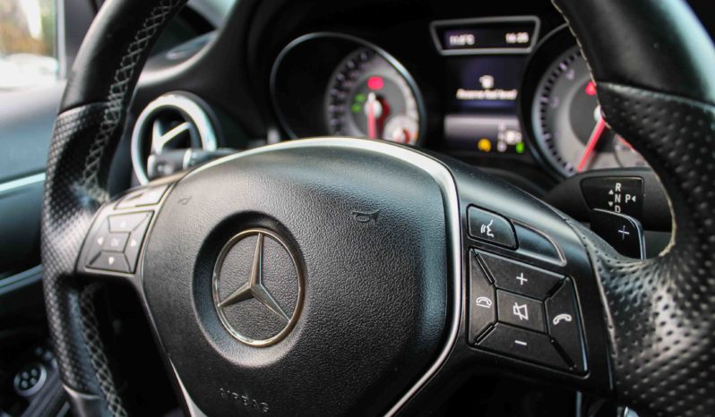 Mercedes-Benz, GLA 200, Urban, Automatic full