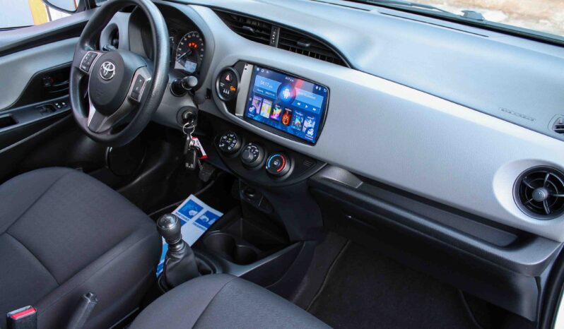 Toyota Yaris ’17 Ελληνικό, 1ο Χέρι, Βιβλίο Service, Οθόνη GPS full