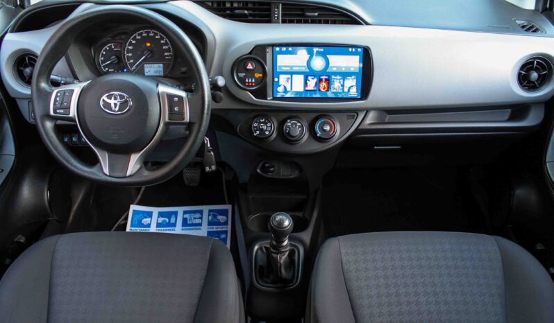 Toyota Yaris ’17 Ελληνικό, 1ο Χέρι, Βιβλίο Service, Οθόνη GPS full