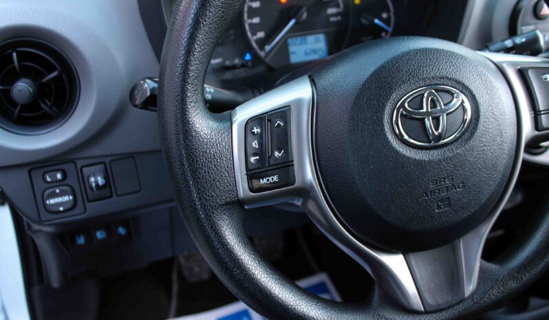 Toyota Yaris ’17 Ελληνικό, 1ο Χέρι, Βιβλίο Service, Οθόνη GPS full