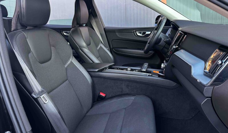 Volvo XC 60 2021 Ελληνικό, B4 AWD, Momentum Pro MHEV, 1ο Χέρι, Εγγύηση full