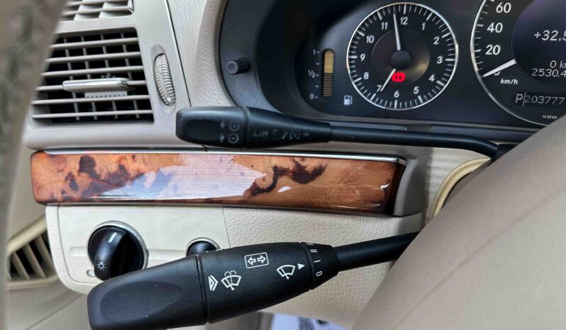 Mercedes-Benz E 200 2003 Ελληνικό, Panorama, Αερανάρτηση, Δέρμα, Οθόνη, Βιβλίο full