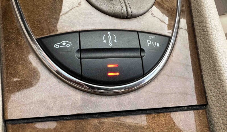 Mercedes-Benz E 200 2003 Ελληνικό, Panorama, Αερανάρτηση, Δέρμα, Οθόνη, Βιβλίο full