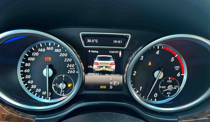 Mercedes-Benz ML 350,’14 Ελληνικό, Αερανάρτηση, Δέρμα, Οθόνη Carplay, Βιβλίο full