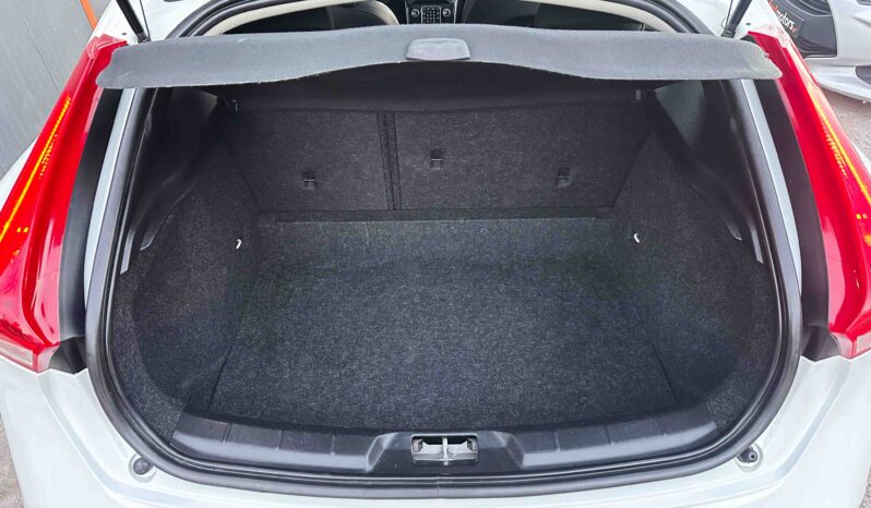 Volvo V40 ’19, Cross Country Ελληνικό, 1ο Χέρι, PANORAMA , Βιβλίο service, Εγγύηση full