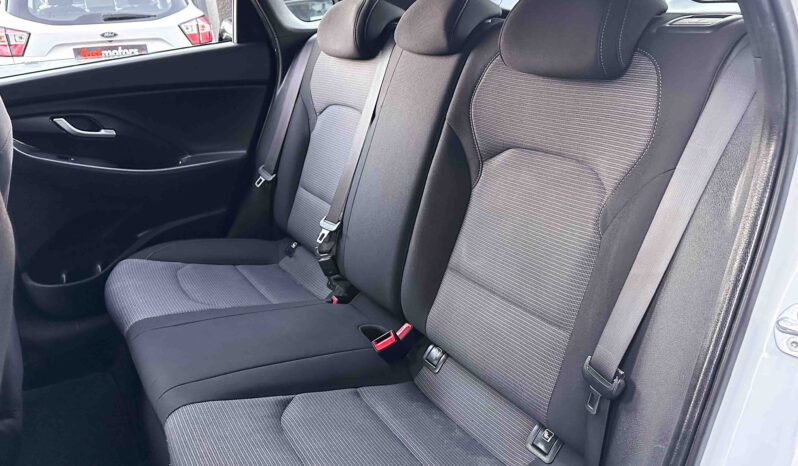 Hyundai i 30 2019 Ελληνικό, 1ο Χέρι, Οθόνη Carplay, Βιβλίο service, Εγγύηση full
