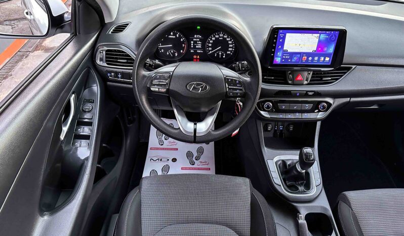 Hyundai i 30 2019 Ελληνικό, 1ο Χέρι, Οθόνη Carplay, Βιβλίο service, Εγγύηση full