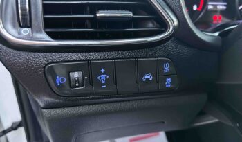 Hyundai i 30 2019 Ελληνικό, 1ο Χέρι, Οθόνη Carplay, Βιβλίο service, Εγγύηση full