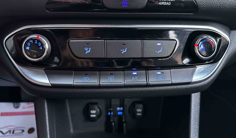 Hyundai i 30 2019 Ελληνικό, 1ο Χέρι, Οθόνη Carplay, Βιβλίο service, Εγγύηση full