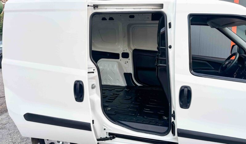 Fiat Doblo 2018 Ελληνικό, 1ο Χέρι, 95hp, Pack Tecnico, Οθόνη Carplay, Βιβλίο full