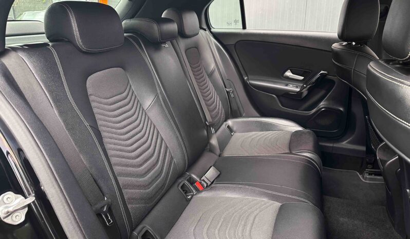 Mercedes-Benz A 180, ’20 Ελληνικής αντιπροσωπείας, 1ο Χέρι, Βιβλίο service, Εγγύηση full