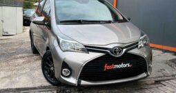 Toyota Yaris 2014 Ελληνικό, Οθόνη Carplay, Βιβλίο service