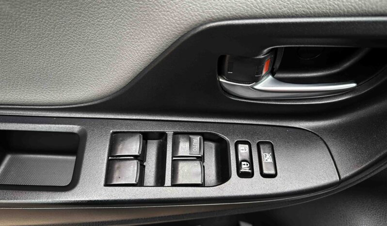 Toyota Yaris 2014 Ελληνικό, Οθόνη Carplay, Βιβλίο service full