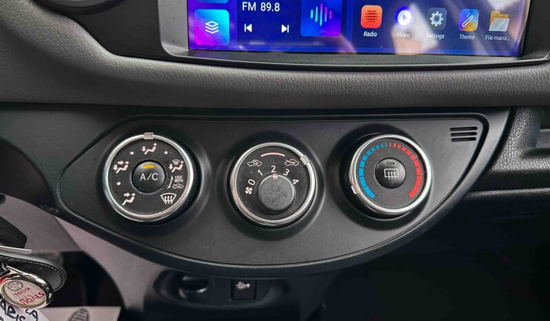 Toyota Yaris 2014 Ελληνικό, Οθόνη Carplay, Βιβλίο service full