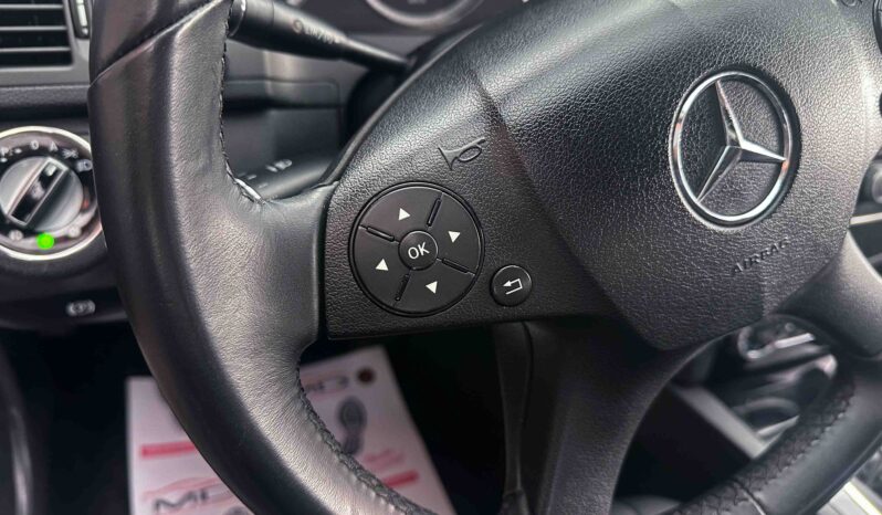 Mercedes-Benz C 180, ’08 Ελληνικής αντιπροσωπείας, Οθόνη Carplay, Βιβλίο service full