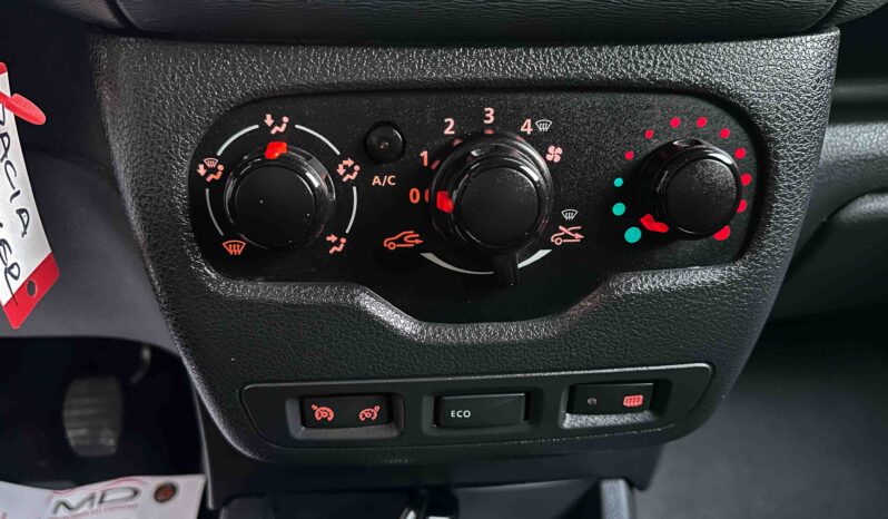 Dacia Dokker 2019, 1ο χέρι, Ελληνικό, Οθόνη Carplay, Βιβλίο service full