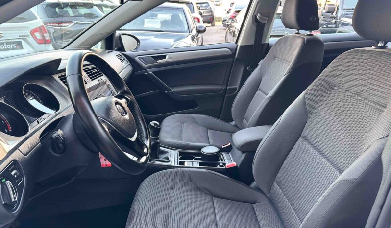 Volkswagen Golf 2017 Ελληνικό, 1ο Χέρι, Οθόνη Carplay, Βιβλίο service full