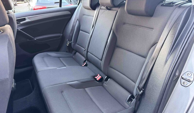 Volkswagen Golf 2017 Ελληνικό, 1ο Χέρι, Οθόνη Carplay, Βιβλίο service full