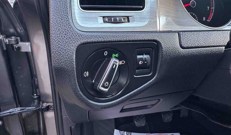 Volkswagen Golf 2017 Ελληνικό, 1ο Χέρι, Οθόνη Carplay, Βιβλίο service full