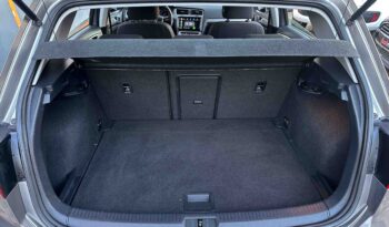 Volkswagen Golf 2017 Ελληνικό, 1ο Χέρι, Οθόνη Carplay, Βιβλίο service full