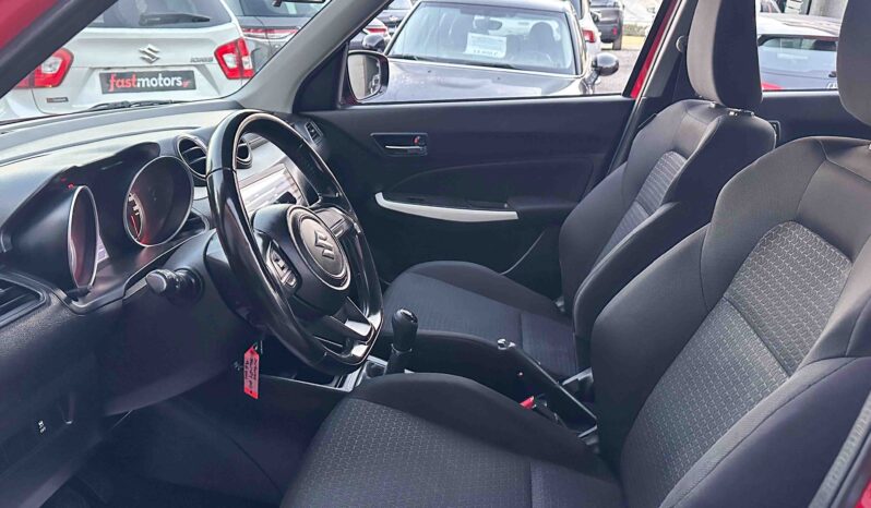 Suzuki Swift 2019 Ελληνικό,1ο Χέρι, Οθονη CarPlay, Βιβλίο, Εγγύηση full