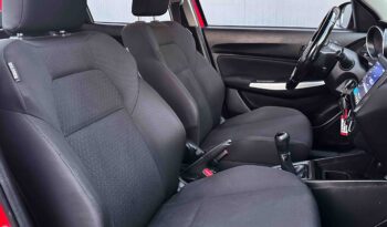 Suzuki Swift 2019 Ελληνικό,1ο Χέρι, Οθονη CarPlay, Βιβλίο, Εγγύηση full