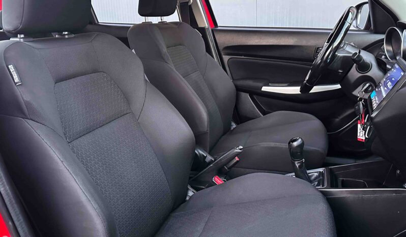 Suzuki Swift 2019 Ελληνικό,1ο Χέρι, Οθονη CarPlay, Βιβλίο, Εγγύηση full