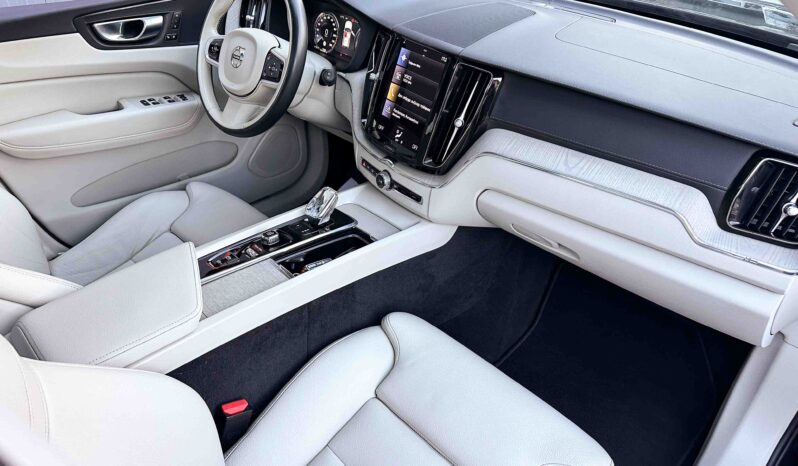 Volvo XC 60 2021 Panorama,Inscription B5,AWD Ελληνικό,1ο Χέρι,2Ετη Εγγύηση full